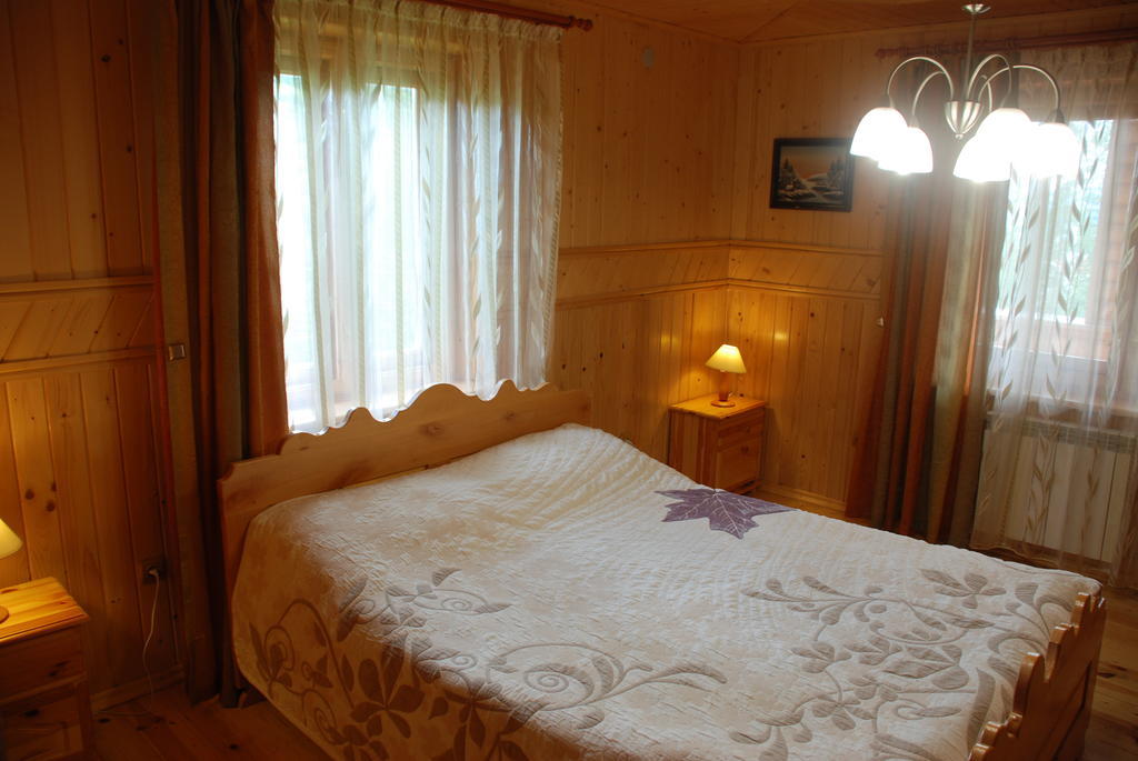 Kraevyd Hotel Yaremche Room photo